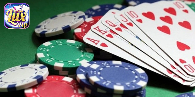 Giao diện game bài hiện đại, dễ chơi, phù hợp với mọi thiết bị